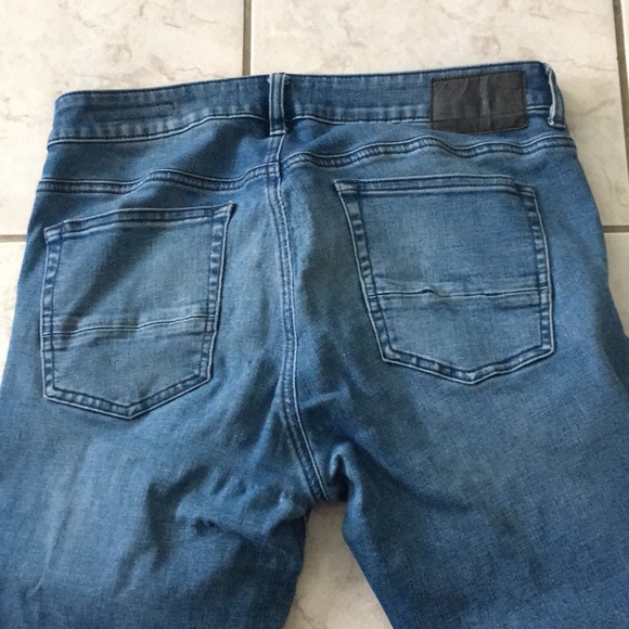 MEN pants for sale (31 X 30) - Picture 2 of 4